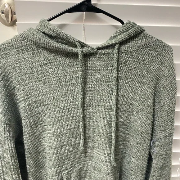 Sweaters SO - Picture 3 of 4